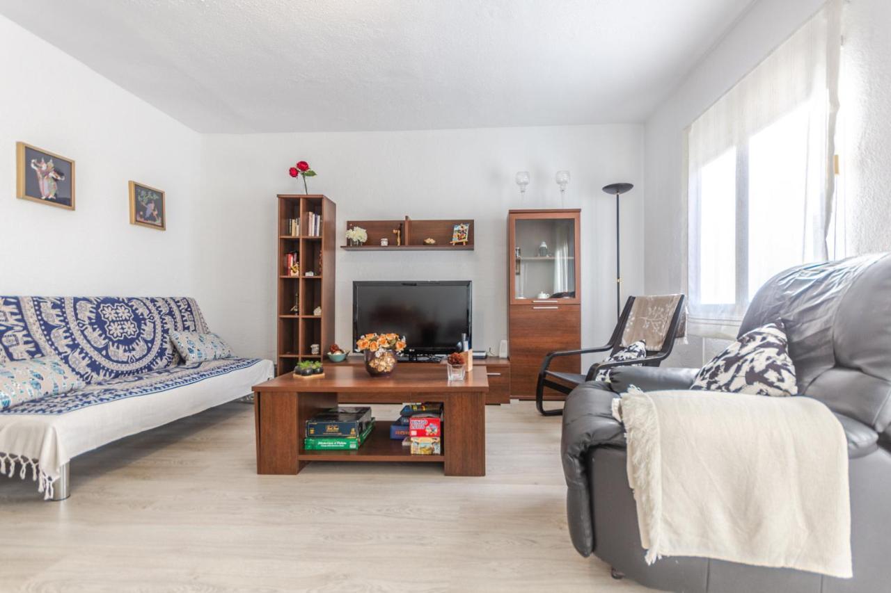 Апартаменти 2Br Flat - Aircon - 5 Min Walk To Benidorm Beach Екстер'єр фото