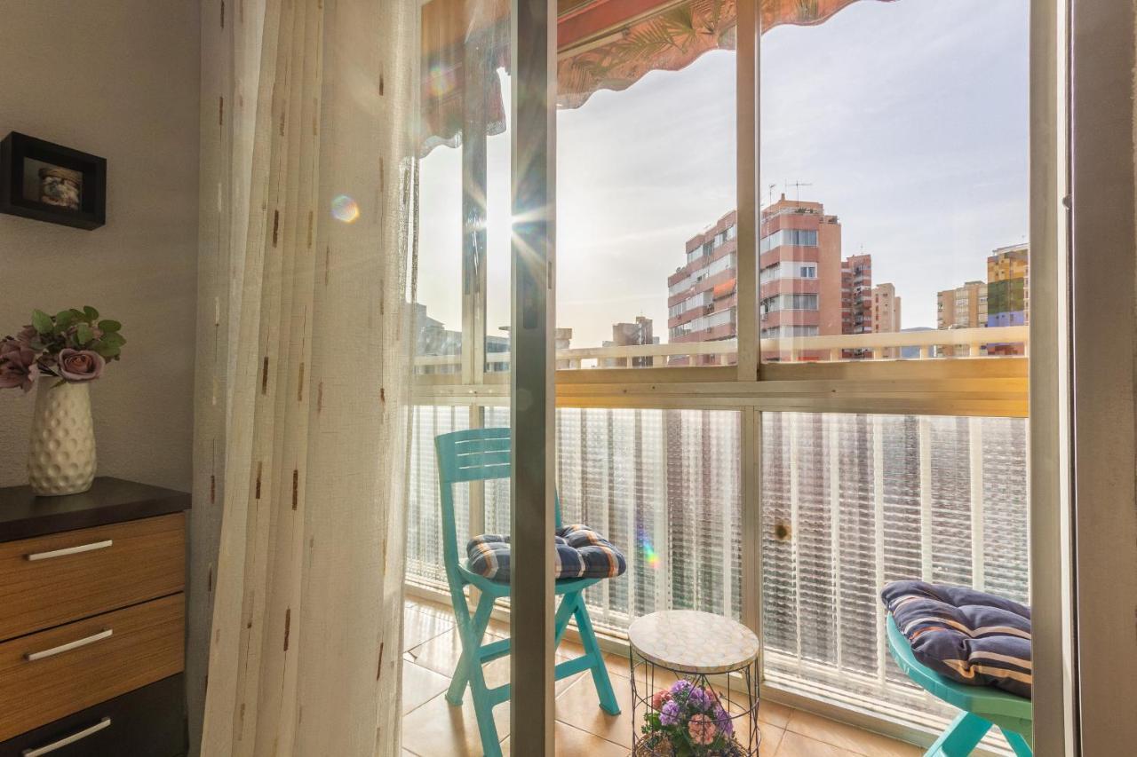 Апартаменти 2Br Flat - Aircon - 5 Min Walk To Benidorm Beach Екстер'єр фото