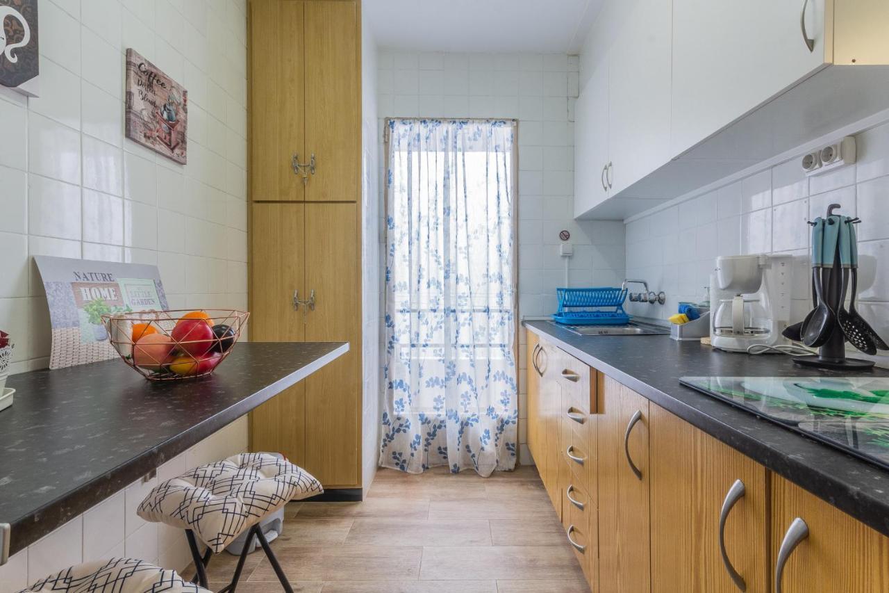 Апартаменти 2Br Flat - Aircon - 5 Min Walk To Benidorm Beach Екстер'єр фото